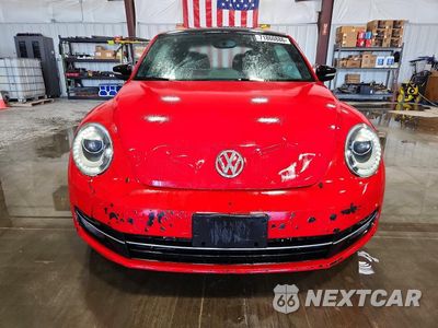 Piąte zdjęcie samochodu w środku: 2013 VOLKSWAGEN BEETLE TURBO VIN:3VWV67AT1DM613573 - miniatura