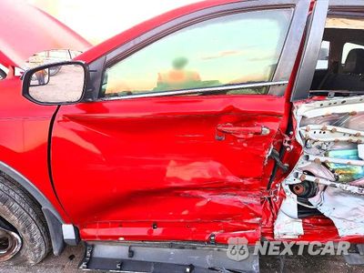Zdjęcie 7 z 14 samochodu: 2016 TOYOTA RAV4 LE VIN:JTMZFREV5GJ082889 - miniatura