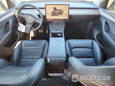 Zdjęcie 8 z 14 samochodu: 2024 TESLA MODEL Y VIN:7SAYGDED3RF088870 - miniatura