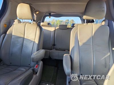 Zdjęcie 10 z 13 samochodu: 2011 TOYOTA SIENNA LIMITED 7-PASSENGER VIN:5TDDK3DC6BS003941 - miniatura