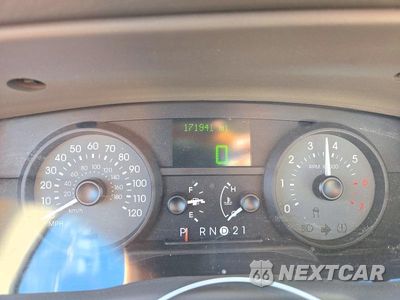 Zdjęcie 9 z 12 samochodu: 2006 MERCURY GRAND MARQUIS LS VIN:2MHHM75W86X604419 - miniatura