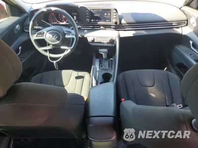 Zdjęcie 8 z 12 samochodu: 2023 HYUNDAI ELANTRA SEL VIN:KMHLM4AG8PU570444 - miniatura