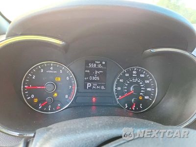 Zdjęcie 9 z 12 samochodu: 2016 KIA FORTE LX VIN:KNAFK4A63G5619717 - miniatura