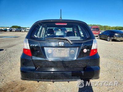Zdjęcie 6 z 12 samochodu: 2013 HONDA FIT VIN:JHMGE8H31DC074415 - miniatura