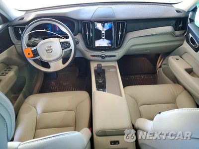 Zdjęcie 8 z 13 samochodu: 2025 VOLVO XC60 PLUS VIN:YV4M12RC4S1113371 - miniatura