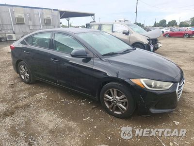 Czwarte zdjęcie samochodu z boku: 2017 HYUNDAI ELANTRA SE VIN:5NPD84LFXHH178448 - miniatura