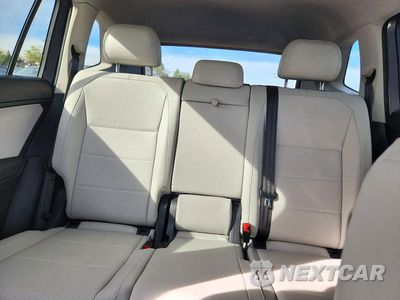 Zdjęcie 10 z 13 samochodu: 2018 VOLKSWAGEN TIGUAN SE VIN:3VV2B7AX0JM132456 - miniatura