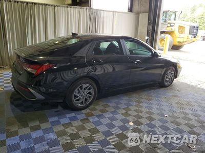 Trzecie zdjęcie samochodu z tyłu: 2026 HYUNDAI ELANTRA HYBRID BLUE VIN:KMHLM4DJ6TU215046 - miniatura