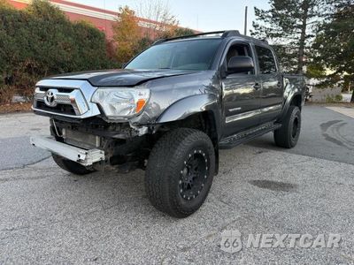 Drugie zdjęcie samochodu z przodu: 2015 TOYOTA TACOMA V6 VIN:3TMLU4EN3FM199466 - miniatura