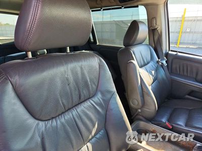 Zdjęcie 11 z 13 samochodu: 2006 HONDA ODYSSEY TOURING VIN:5FNRL38806B082834 - miniatura