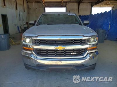 Piąte zdjęcie samochodu w środku: 2018 CHEVROLET SILVERADO C1500 LT VIN:1GCRCREH7JZ181130 - miniatura