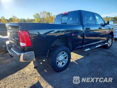 Trzecie zdjęcie samochodu z tyłu: 2016 RAM 2500 SLT VIN:3C6TR5DT8GG138886 - miniatura