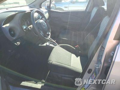 Zdjęcie 7 z 12 samochodu: 2018 TOYOTA YARIS 5-DOOR LE VIN:VNKKTUD36JA095548 - miniatura