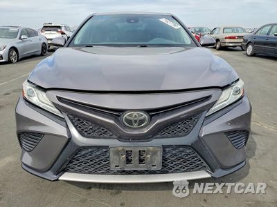 Piąte zdjęcie samochodu w środku: 2020 TOYOTA CAMRY XSE VIN:4T1K61AK5LU866525 - miniatura