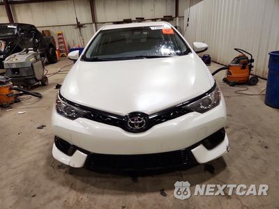 Piąte zdjęcie samochodu w środku: 2017 TOYOTA COROLLA IM BASE VIN:JTNKARJE7HJ537891 - miniatura