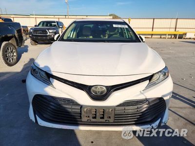 Piąte zdjęcie samochodu w środku: 2019 TOYOTA CAMRY XLE VIN:4T1B11HK7KU212242 - miniatura