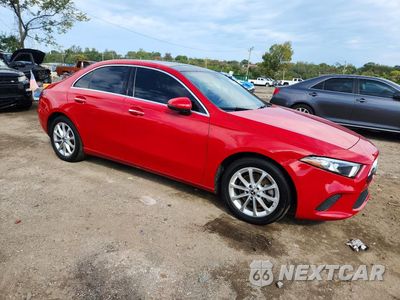 Czwarte zdjęcie samochodu z boku: 2020 MERCEDES-BENZ A 220 4MATIC VIN:W1K3G4FB7LW045016 - miniatura
