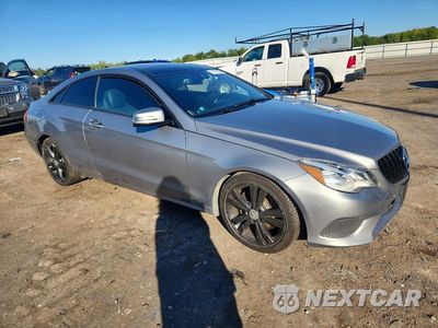 Czwarte zdjęcie samochodu z boku: 2014 MERCEDES-BENZ E 350 4MATIC VIN:WDDKJ8JB8EF244008 - miniatura