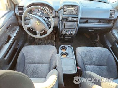 Zdjęcie 8 z 12 samochodu: 2005 HONDA CR-V LX VIN:JHLRD68515C006073 - miniatura