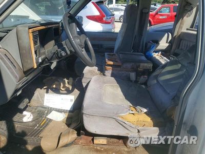 Zdjęcie 7 z 12 samochodu: 1994 CHEVROLET GMT-400 C1500 VIN:2GBEC19K1R1320294 - miniatura