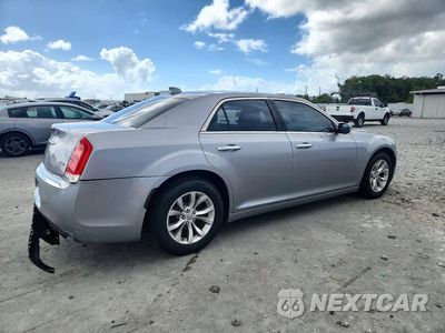 Trzecie zdjęcie samochodu z tyłu: 2015 CHRYSLER 300 LIMITED VIN:2C3CCAAG9FH749295 - miniatura