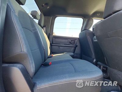 Zdjęcie 10 z 12 samochodu: 2021 RAM 2500 TRADESMAN VIN:3C6UR5HL9MG601595 - miniatura