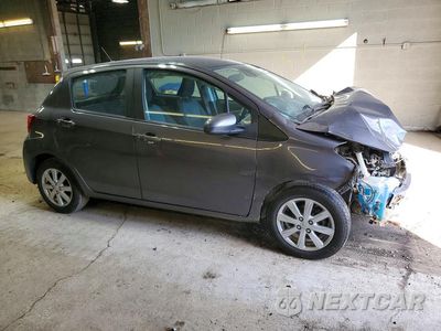 Czwarte zdjęcie samochodu z boku: 2017 TOYOTA YARIS 5-DOOR LE VIN:VNKKTUD3XHA071408 - miniatura