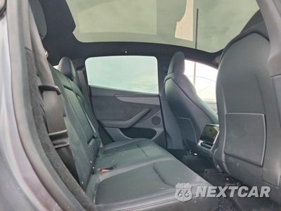 Zdjęcie 10 z 12 samochodu: 2026 TESLA MODEL Y VIN:7SAYGDED6TA658686 - miniatura