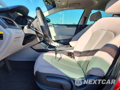 Zdjęcie 7 z 12 samochodu: 2016 HYUNDAI SONATA SE VIN:5NPE24AF2GH290314 - miniatura