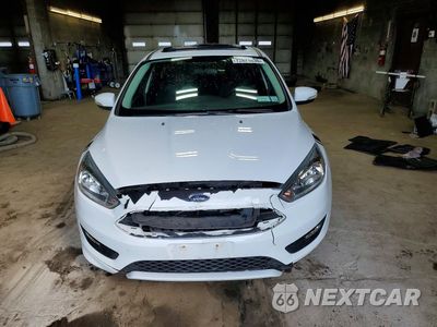 Piąte zdjęcie samochodu w środku: 2015 FORD FOCUS SE VIN:1FADP3K28FL367223 - miniatura