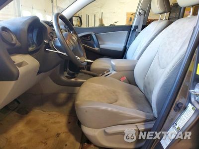 Zdjęcie 7 z 13 samochodu: 2010 TOYOTA RAV4 BASE VIN:2T3BF4DV4AW047789 - miniatura