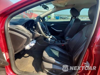 Zdjęcie 7 z 12 samochodu: 2014 FORD FOCUS SE VIN:1FADP3K29EL161245 - miniatura