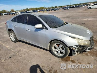 Czwarte zdjęcie samochodu z boku: 2015 CHEVROLET CRUZE LT VIN:1G1PC5SB2F7286153 - miniatura