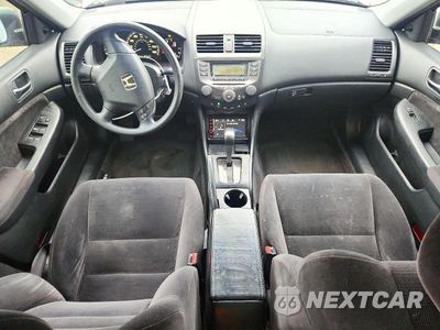 Zdjęcie 8 z 12 samochodu: 2007 HONDA ACCORD VALUE VIN:JHMCM56137C010897 - miniatura