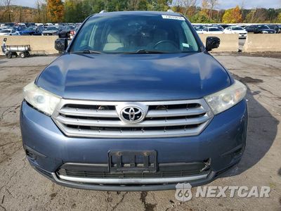 Piąte zdjęcie samochodu w środku: 2013 TOYOTA HIGHLANDER BASE VIN:5TDBK3EH0DS221720 - miniatura
