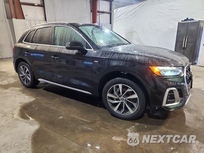 Czwarte zdjęcie samochodu z boku: 2022 AUDI Q5 PREMIUM 45 VIN:WA1GAAFYXN2063305 - miniatura