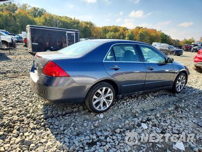 Trzecie zdjęcie samochodu z tyłu: 2006 HONDA ACCORD LX VIN:1HGCM56426A050556 - miniatura
