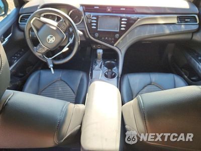 Zdjęcie 8 z 12 samochodu: 2019 TOYOTA CAMRY SE VIN:4T1B11HK8KU811814 - miniatura