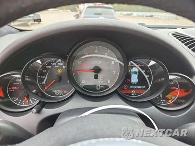 Zdjęcie 9 z 14 samochodu: 2014 PORSCHE CAYENNE GTS VIN:WP1AD2A25ELA76662 - miniatura