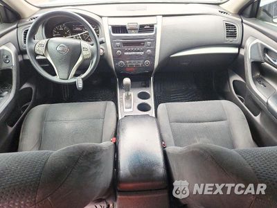 Zdjęcie 8 z 12 samochodu: 2015 NISSAN ALTIMA 2.5 S VIN:1N4AL3AP0FC463214 - miniatura