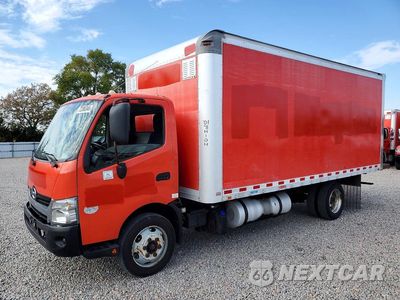 2017 HINO 195 BOX TRUCK JHHSDM2H8HK005726 - główne zdjęcie licytacji z USA - miniatura