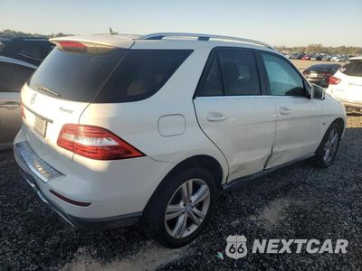 Trzecie zdjęcie samochodu z tyłu: 2012 MERCEDES-BENZ ML 350 4MATIC VIN:4JGDA5HB9CA031601 - miniatura