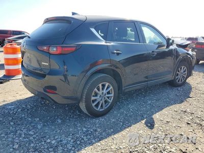 Trzecie zdjęcie samochodu z tyłu: 2025 MAZDA CX-5 PREFERRED VIN:JM3KFBCLXS0634922 - miniatura