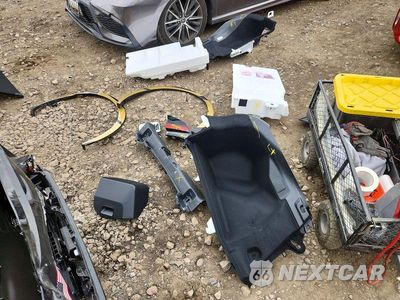 Zdjęcie 12 z 13 samochodu: 2026 TOYOTA PRIUS XLE VIN:JTDACAAU6T3082449 - miniatura