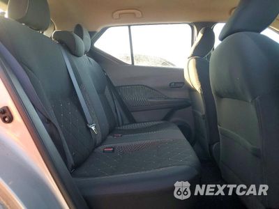 Zdjęcie 10 z 12 samochodu: 2019 NISSAN KICKS S VIN:3N1CP5CU4KL513409 - miniatura