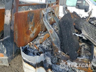 Zdjęcie 10 z 11 samochodu: 2017 FORD F350 SUPER DUTY VIN:1FDRF3GT6HEE74620 - miniatura
