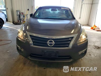Piąte zdjęcie samochodu w środku: 2015 NISSAN ALTIMA 2.5 SV VIN:1N4AL3AP4FC179181 - miniatura
