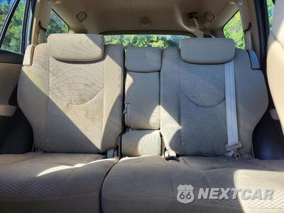 Zdjęcie 10 z 13 samochodu: 2011 TOYOTA RAV4 BASE VIN:2T3ZF4DV0BW074603 - miniatura
