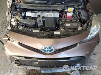 Zdjęcie 11 z 12 samochodu: 2015 TOYOTA PRIUS V TWO VIN:JTDZN3EU3FJ038279 - miniatura