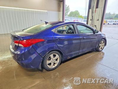 Trzecie zdjęcie samochodu z tyłu: 2013 HYUNDAI ELANTRA GLS VIN:5NPDH4AE3DH401966 - miniatura